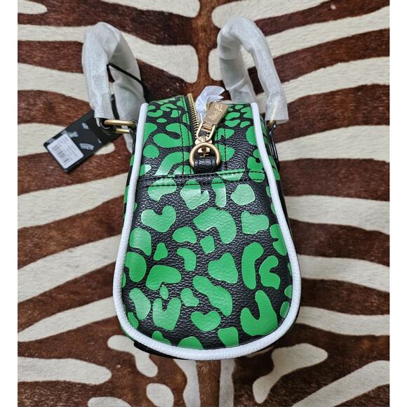 New Von Dutch Lime Cheetah Bowling Bag with Crossbody Strap - Picture 3 of 7